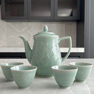 Longquan Celadon Tea Pot and 4 Tea Cups. Koi Fish.